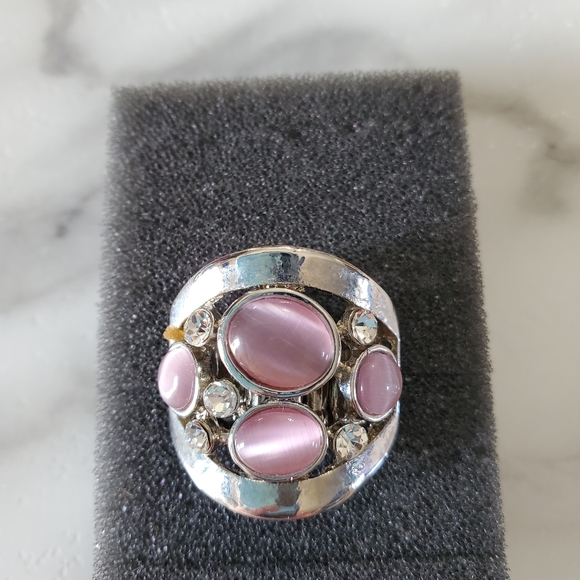Silver Tone Stretch Ring with Pink Stones 💥3 for $24💥 - Picture 7 of 14